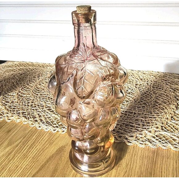 Vintage Grape Cluster Bottle, Clear Pinkish Purple Flashed Glass Heavyweight EUC - Picture 1 of 10